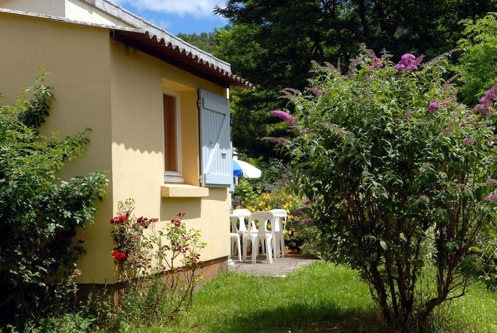 Vvf Les Cevennes Hotell Bédouès Exteriör bild