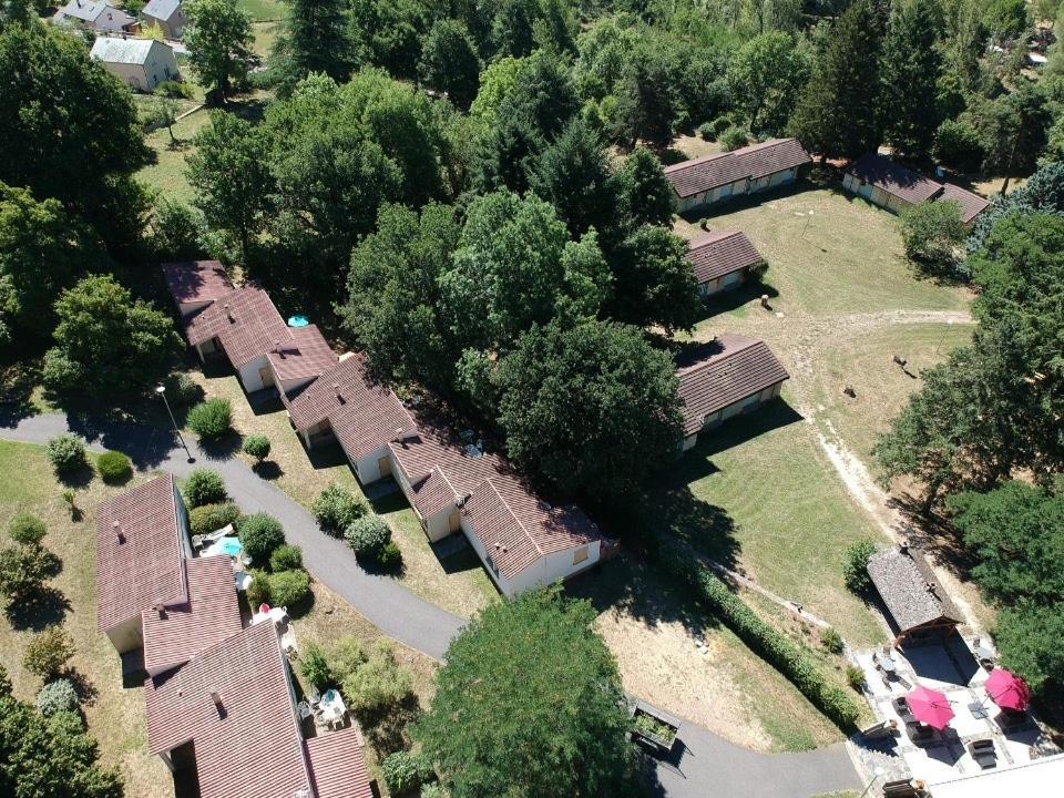 Vvf Les Cevennes Hotell Bédouès Exteriör bild